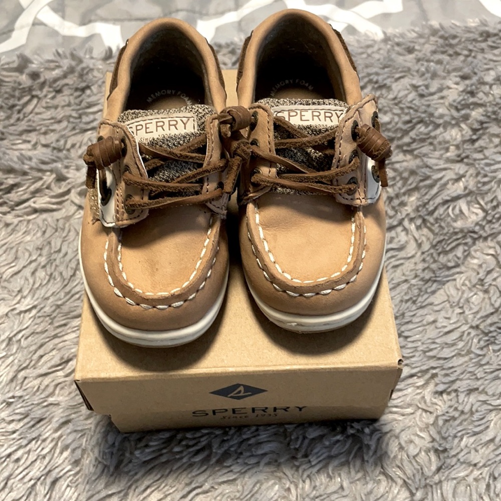 Sperry boat shoes